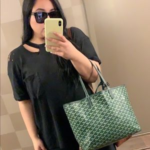 Meet your Posher, Sara